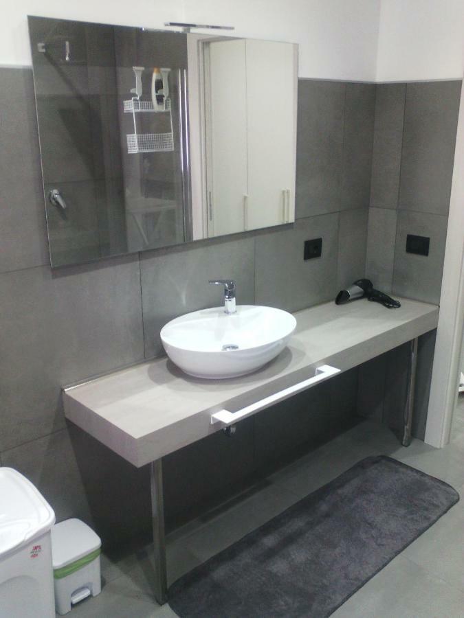 Diana Apartment Valderice Bagian luar foto